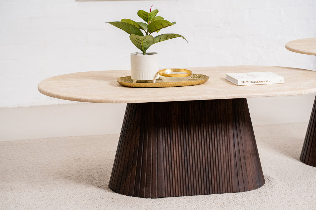 Table Basse Cadan — Travertin, Dimension & Finition en situation