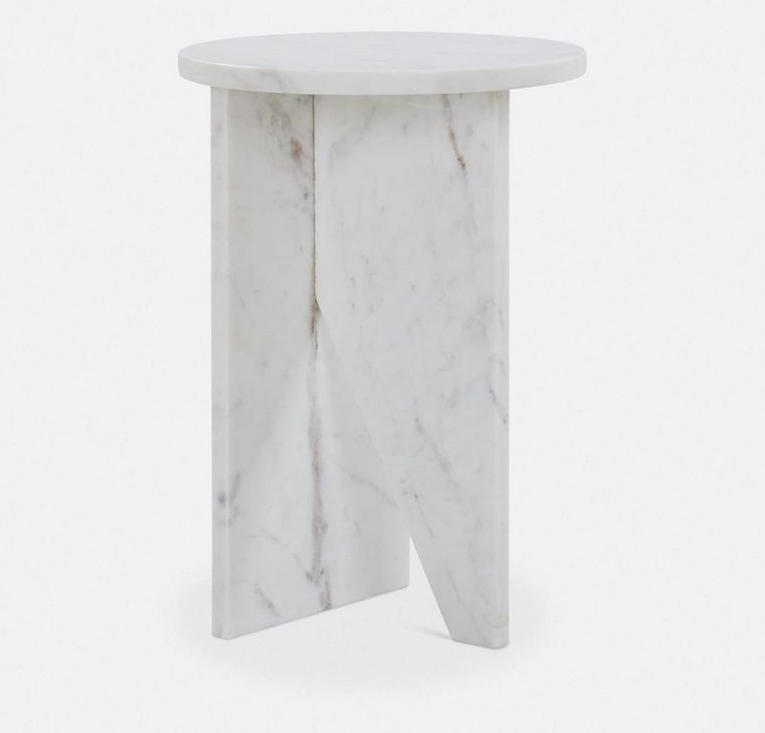Table d'Appoint Bianco — Travertin en situation