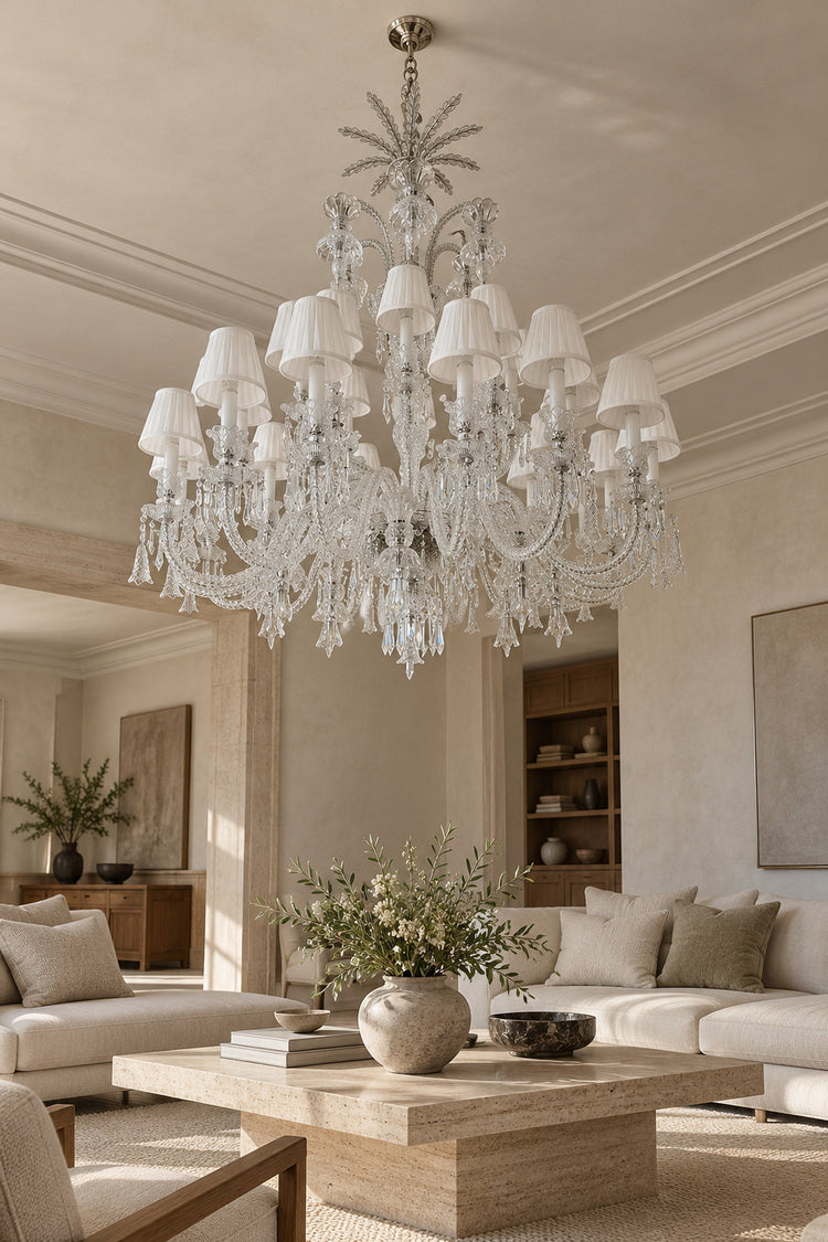 Lustre Versailles éteint, en lumière du jour