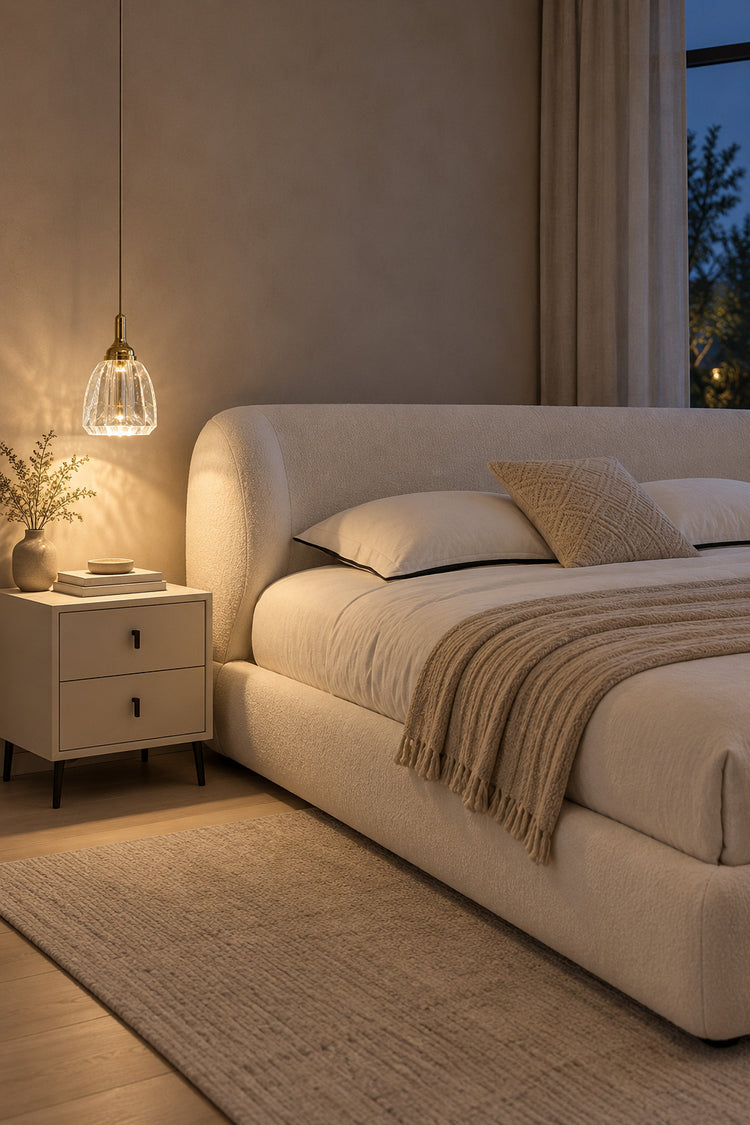 Suspension Campana en chevet dans une chambre