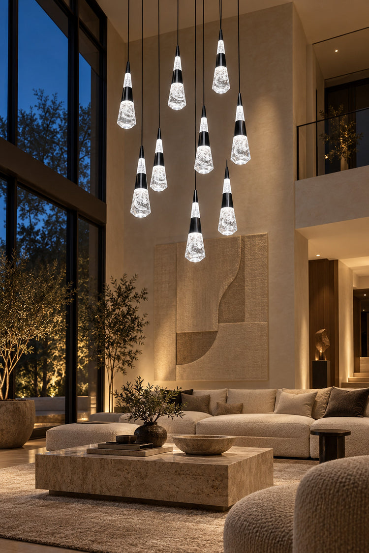 Composition de 10 suspensions Cono dans un salon en double hauteur