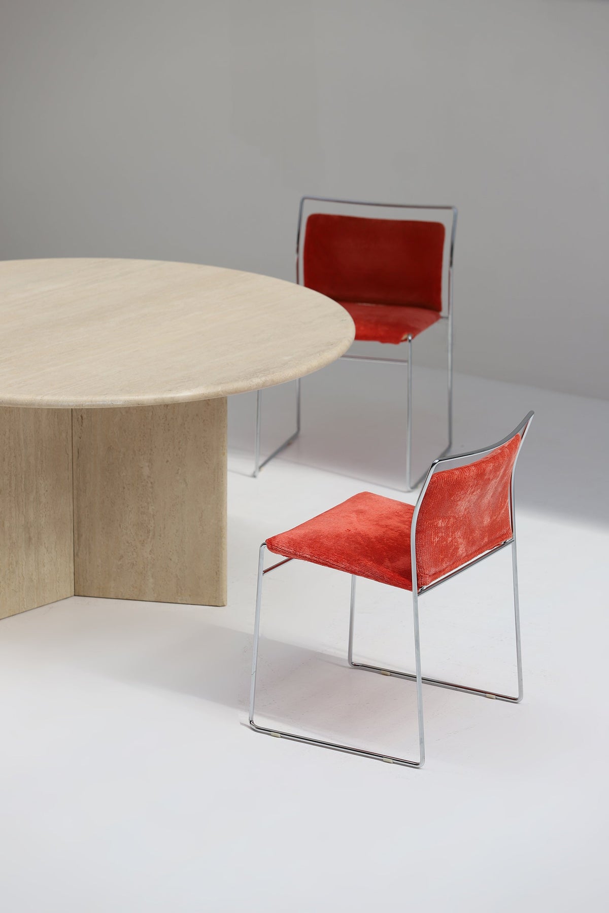 Table à Manger Ronde Talwen — Travertin